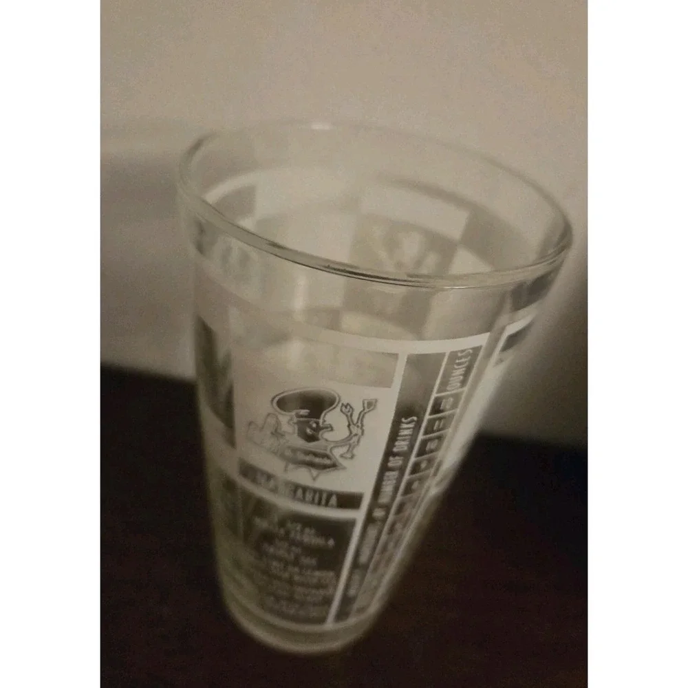 Mr. Bartender Vintage FEDERAL Glass Bar Recipe Cocktail Shaker Illustrated White